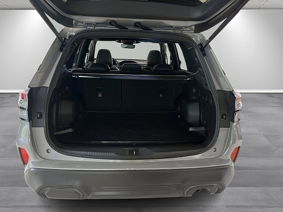 Subaru Forester 12 of 16