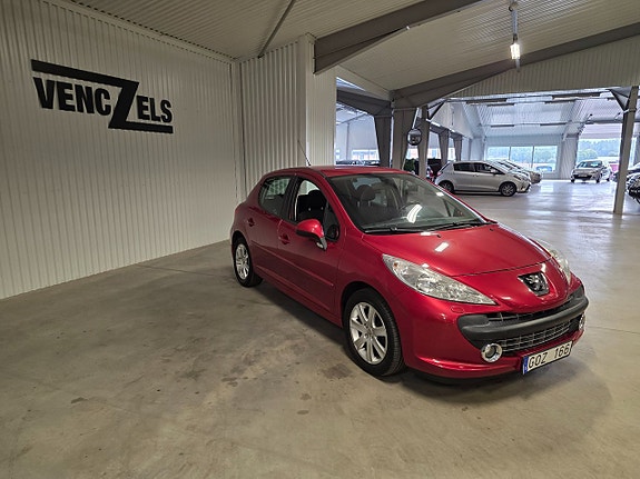 Peugeot 207 2 of 10