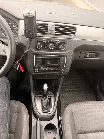 Volkswagen Caddy Maxi 20 of 22