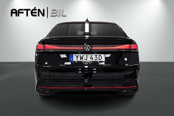 Volkswagen ID.7 8 of 30
