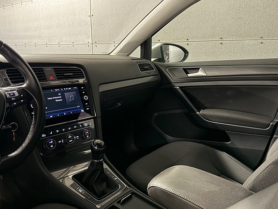 Volkswagen Golf I 11 of 17
