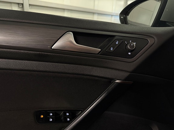Volkswagen Golf I 14 of 17