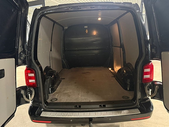 Volkswagen Transporter 4 of 7