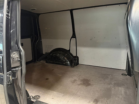 Volkswagen Transporter 5 of 7