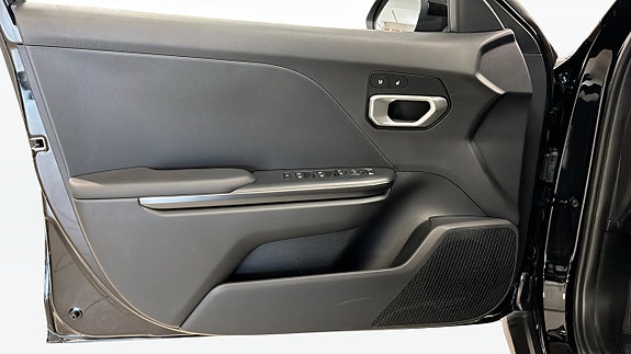 Kia K4 11 of 12