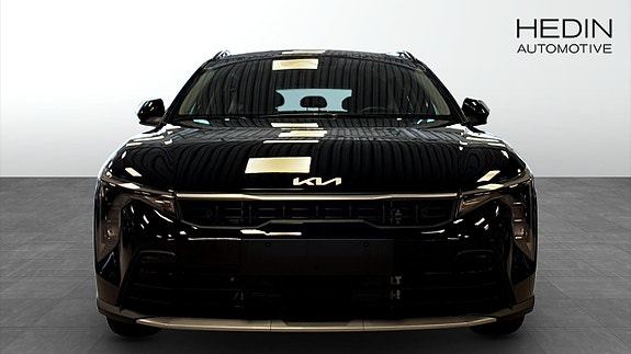Kia K4 8 of 12