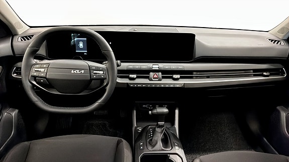 Kia K4 4 of 12