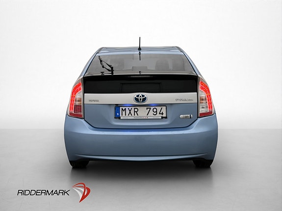 Toyota Prius Plug-in Hybrid 6 of 24