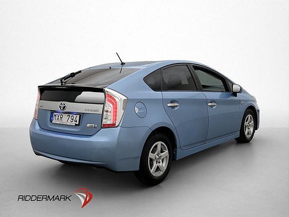 Toyota Prius Plug-in Hybrid 5 of 24