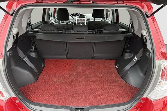 Toyota Verso 11 of 18