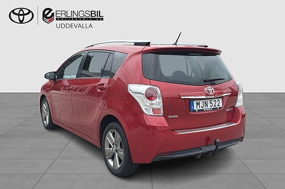 Toyota Verso 2 of 18