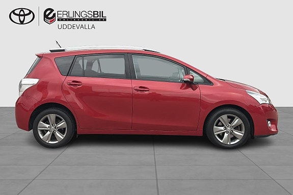 Toyota Verso 15 of 18