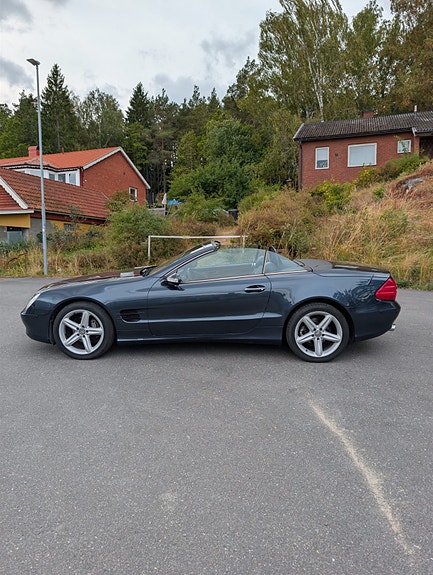 Mercedes-Benz SL350 7 of 9