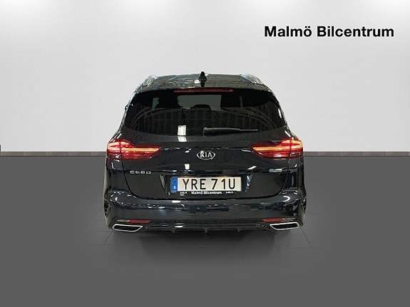 Kia Ceed 2 of 19