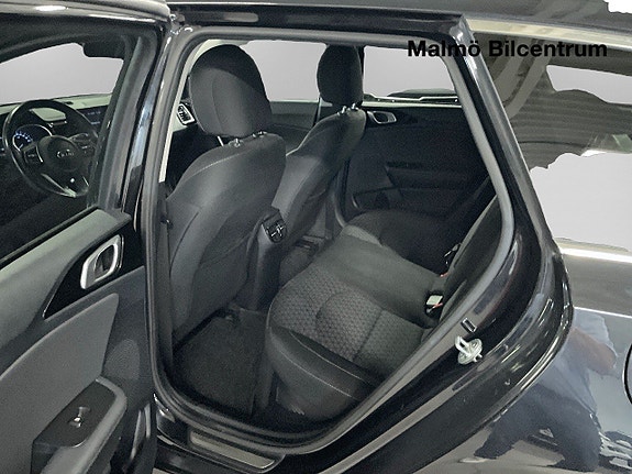 Kia Ceed 14 of 19
