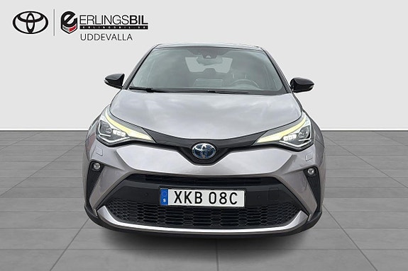 Toyota C-HR 6 of 17