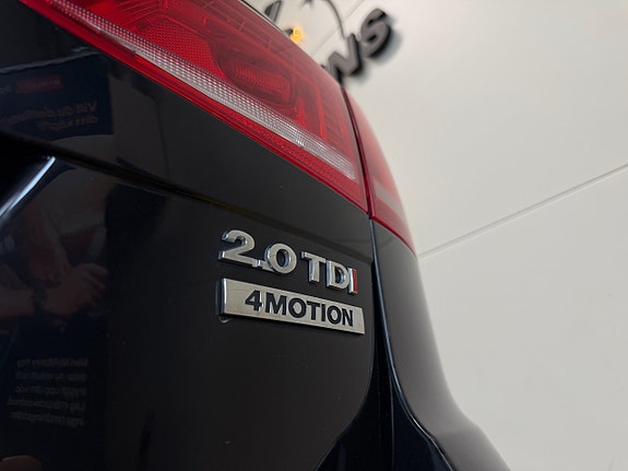 Volkswagen Passat Alltrack 14 of 30