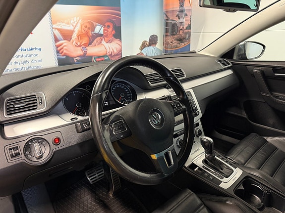 Volkswagen Passat Alltrack 20 of 30