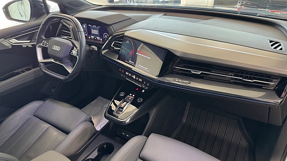 Audi Q4 e-tron 14 of 14