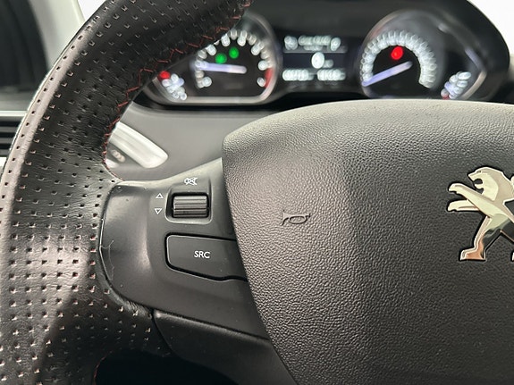 Peugeot 2008 17 of 26