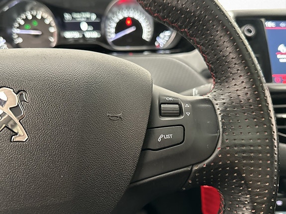 Peugeot 2008 18 of 26