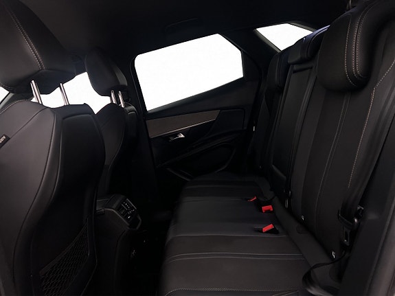 Peugeot 3008 27 of 30
