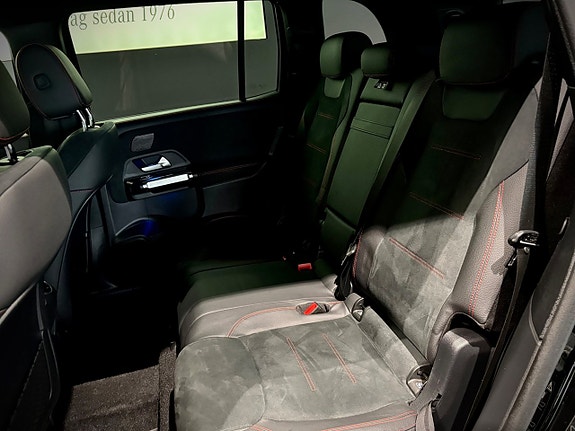 Mercedes-Benz GLB200 7 of 23