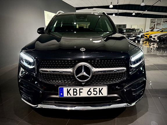Mercedes-Benz GLB200 23 of 23