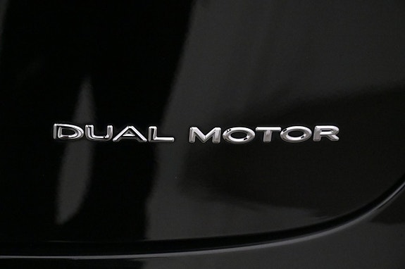 Tesla Model 3 24 of 27