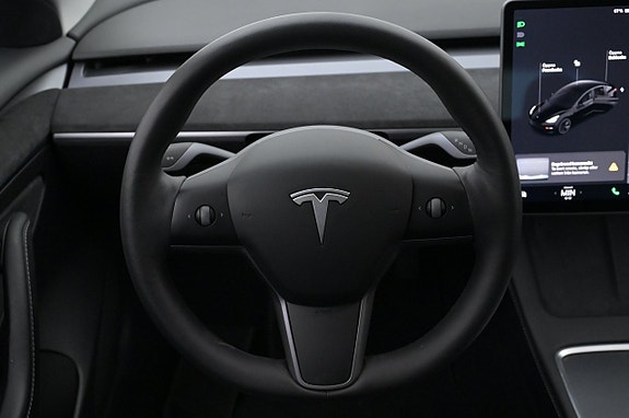 Tesla Model 3 7 of 27
