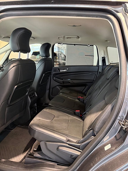 Ford S-MAX 10 of 26