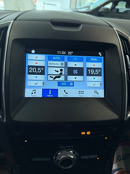 Ford S-MAX 14 of 26