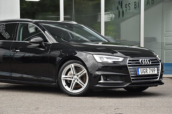 Audi A4 3 of 26