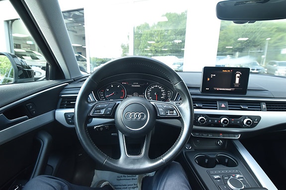 Audi A4 15 of 26