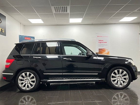 Mercedes-Benz GLK220 3 of 23