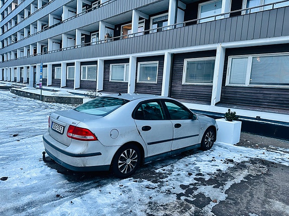 Saab 9-3 3 of 8