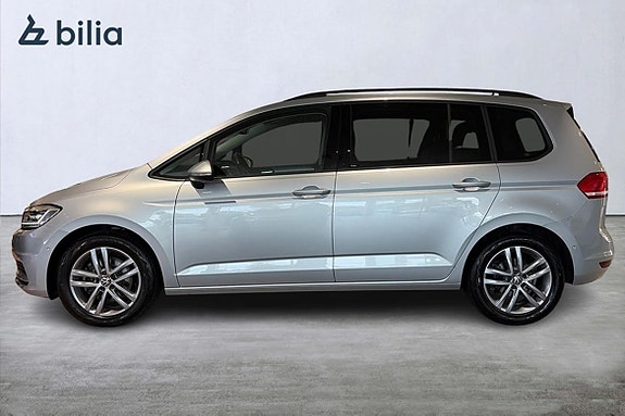 Volkswagen Touran 5 of 23