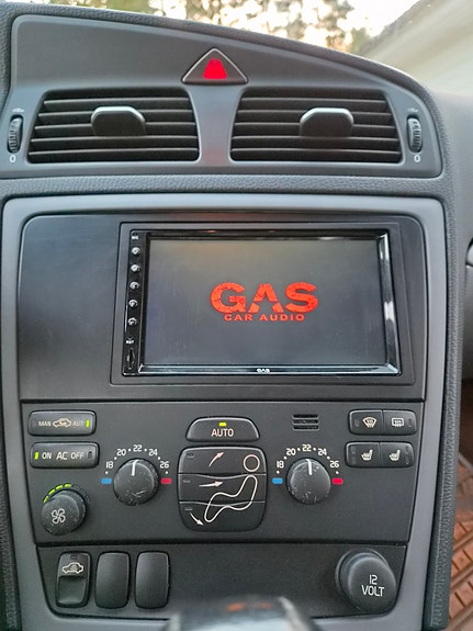 Volvo V70 4 of 6