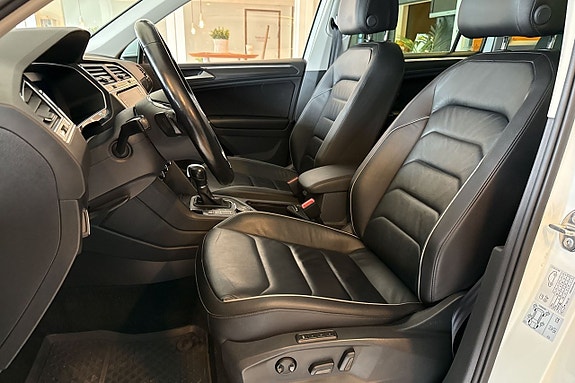 Volkswagen Tiguan 12 of 23