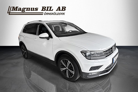 Volkswagen Tiguan 2 of 23