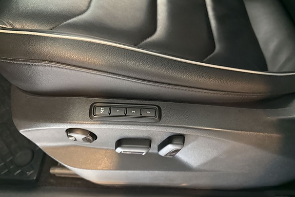 Volkswagen Tiguan 11 of 23