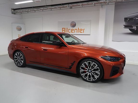 BMW M440i 4 of 30