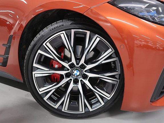 BMW M440i 12 of 30