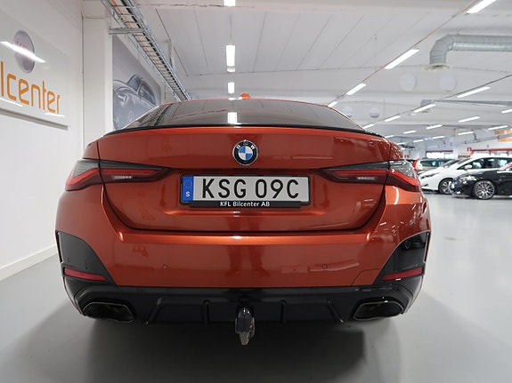 BMW M440i 7 of 30
