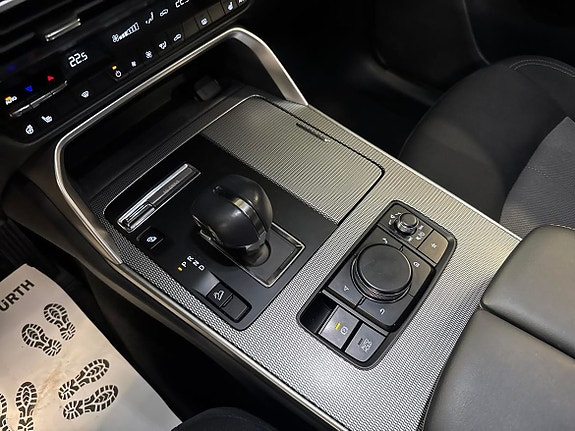 Mazda CX-60 18 of 19