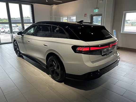 Volkswagen ID.7 5 of 27