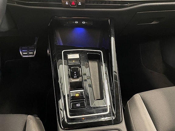 Volkswagen Golf I 18 of 26