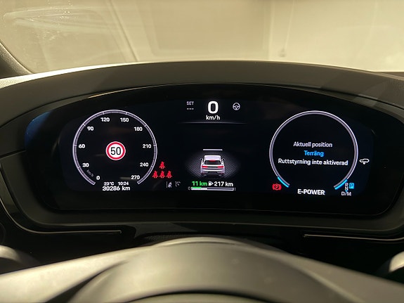 Porsche Cayenne 14 of 16
