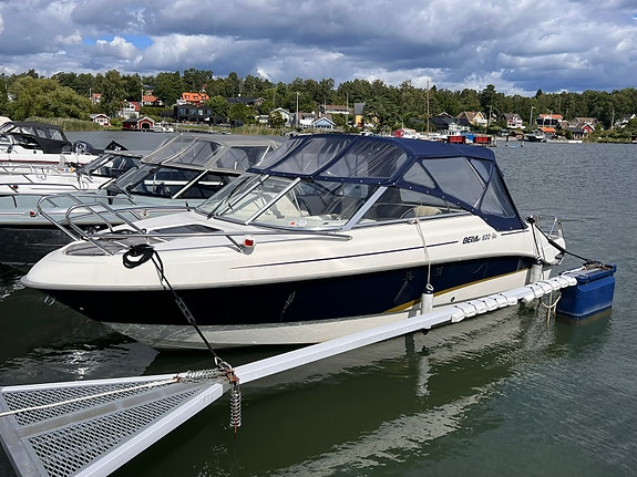Bella 600 DC 2013 - fin och välhållen daycruiser 8 of 11