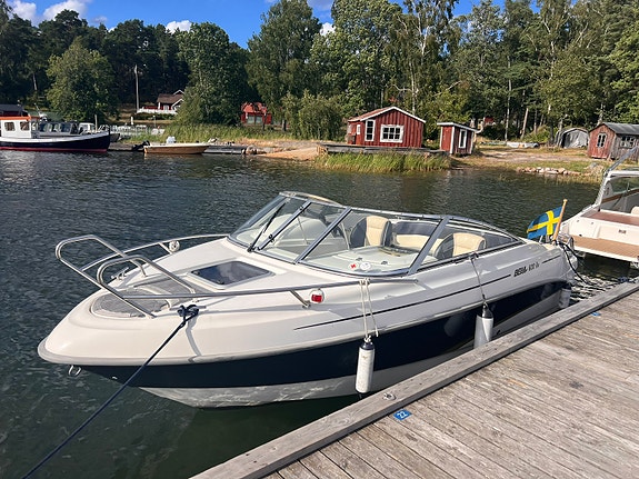 Bella 600 DC 2013 - fin och välhållen daycruiser 2 of 11